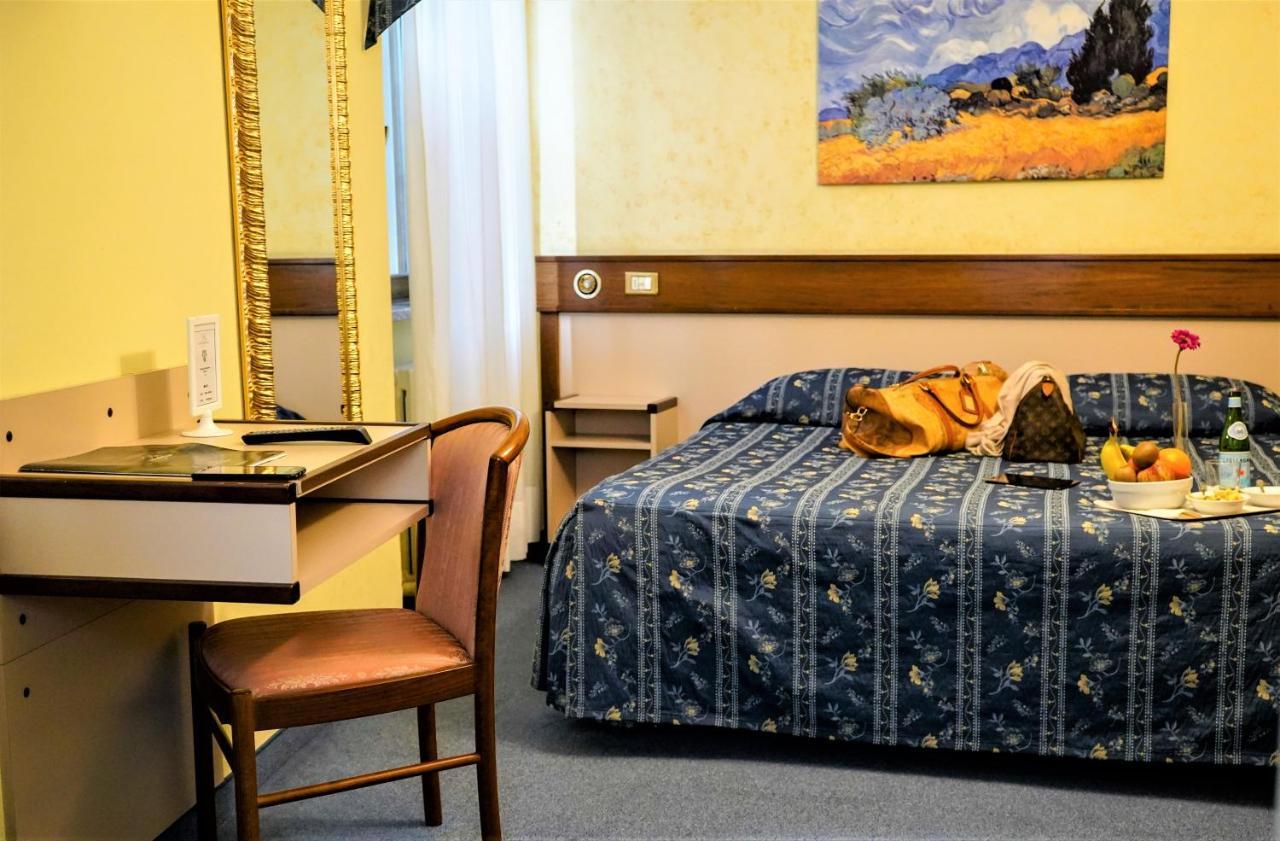 Bes Hotel Papa ซานเปลเลกรีโน แตร์เม ภายนอก รูปภาพ