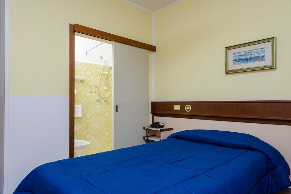 Bes Hotel Papa ซานเปลเลกรีโน แตร์เม ภายนอก รูปภาพ